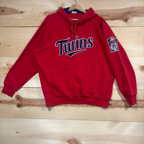 Vintage Minnesota Twins Sweatshirt Large Red Hoodie Pullover Majestic Old Logo - Picture 2 of 14